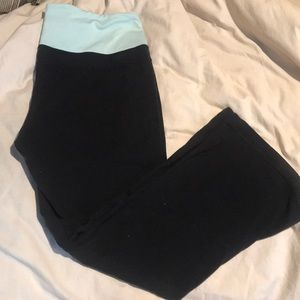 2 for $25 💃🏻Lululemon crops